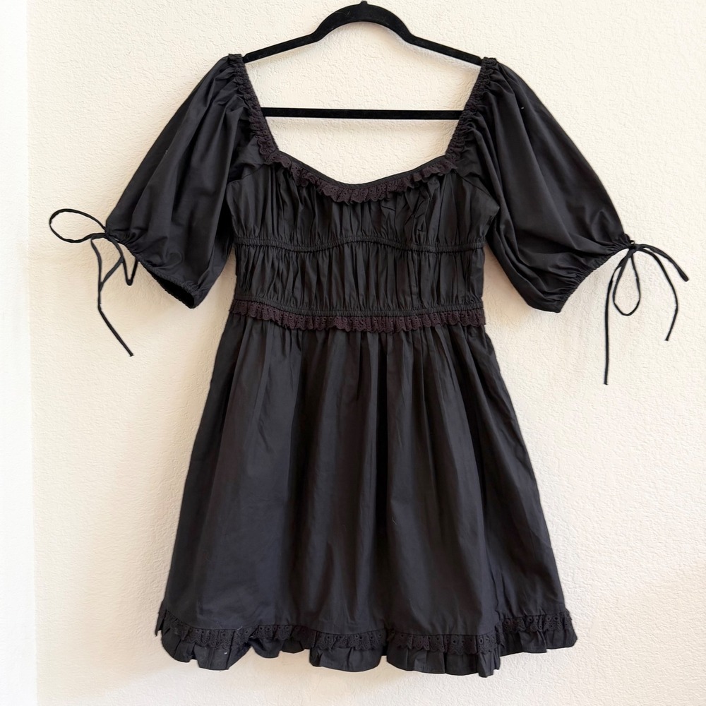Forever 21 Cotton Milkmaid Top Eyelet Lace Sz L Whimsigoth Dark Romantic Witchy